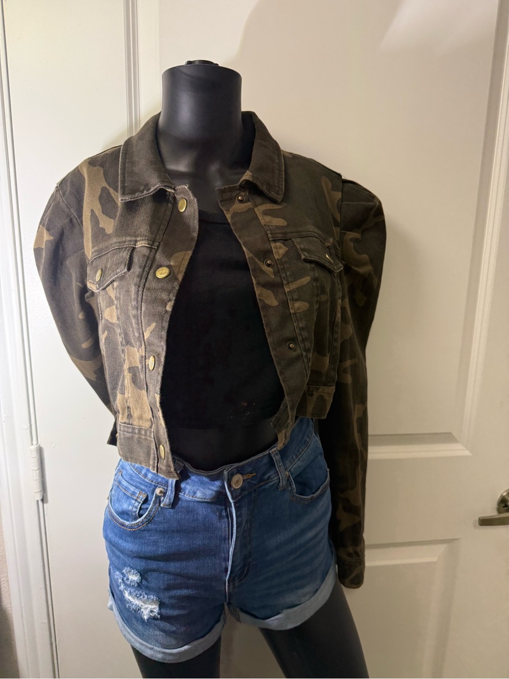 Cropped Camo Utility Jacket - Olive Green